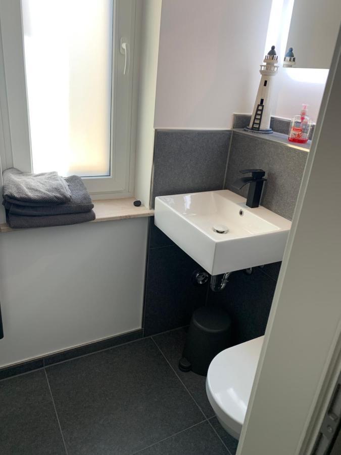 Zentral Gelegene Remscheider Ferienwohnung Kültér fotó
